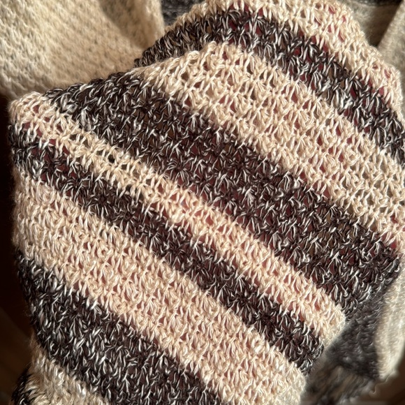 Fringe Vest - Picture 4 of 4